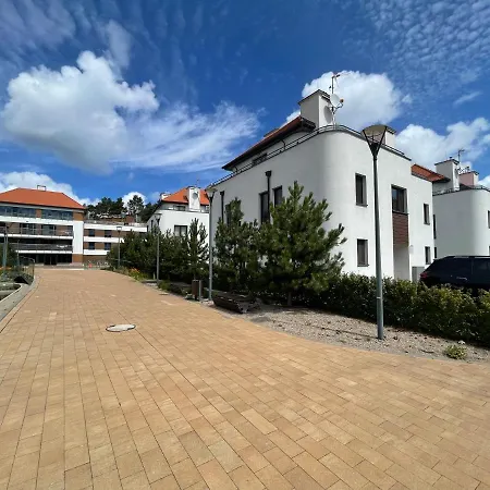 아파트 Baltica Heaven Apartmant 95f 로고보