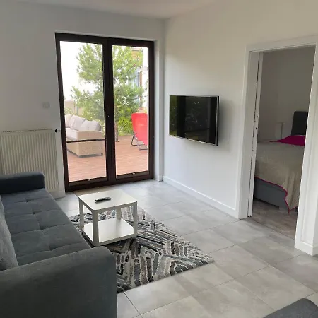 Baltica Heaven Apartmant 95f 아파트 로고보